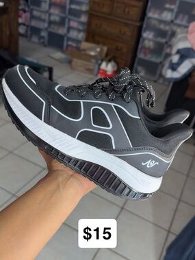Women's Black Athletic Sneakers with Reflective Accents